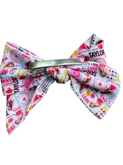 New Pink Swiftie Hair Bows