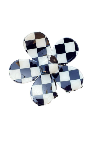 Checkered Flower Claw Clips