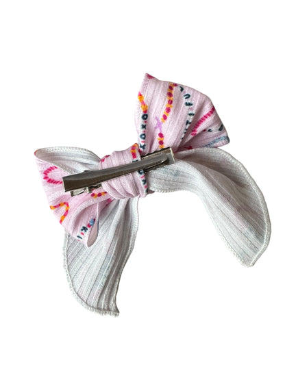 *Friendship Bracelet Hair Bows