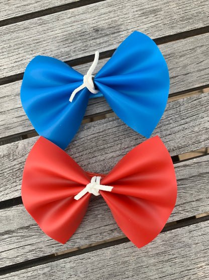Pool bow clips