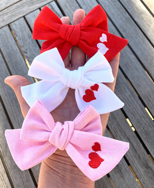 Valentine linen bow clips